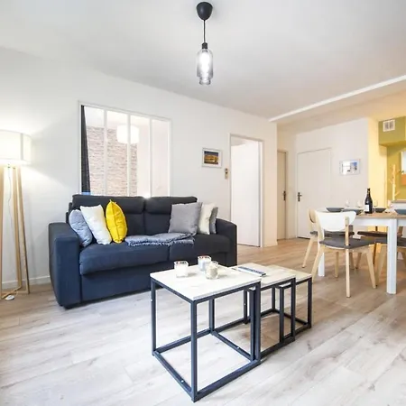 La Balade Nimoise Center Car Park Ac Appartement Nîmes
