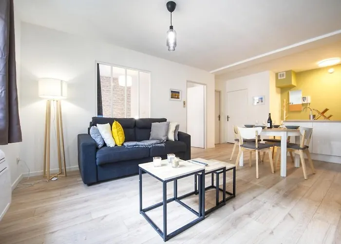 La Balade Nîmoise Center Car Park Ac Appartement Nîmes